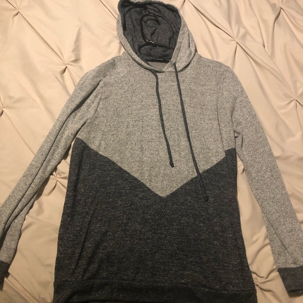 Women’s thin hoodie